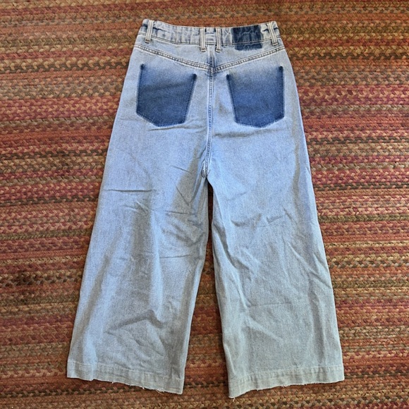 WILD FABLE SUPER HIGH RISE WIDE LEG LIGHT WASH JEANS - Picture 5 of 6